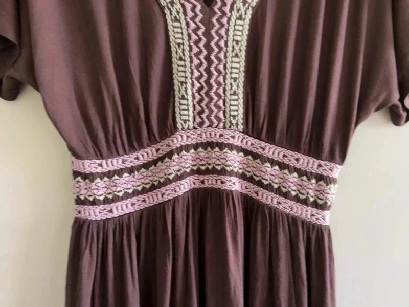 Monsoon Maxi Dress espresso brown S UK8/10 NWT Pink embroidered/elasticated waist V neck - Image 2